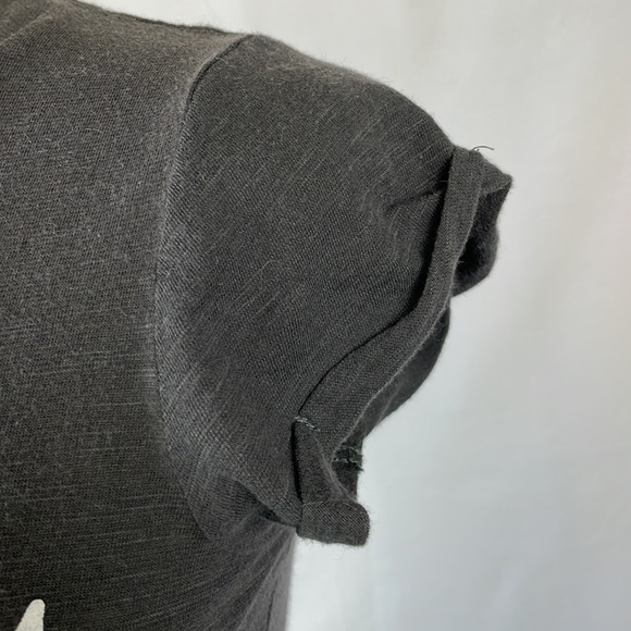 Billabong Charcoal Gray Graphic Tee "Ride the Wind Thrills and Chills" -Small Jr - Picture 3 of 11